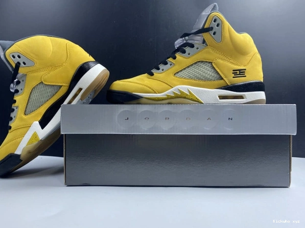 Tokyo T23 5 454783-701 Air Jordan Retro 0615